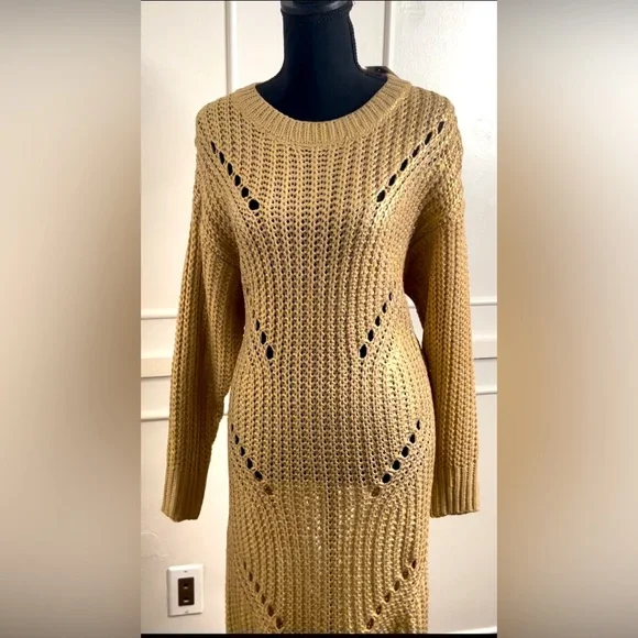 NWOT FRINGE Back Sweater Dress. Yellow/Gold Metallic S/M - Picture 6 of 9